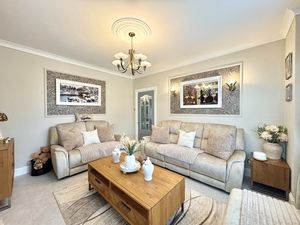 Photo 6- click for photo gallery